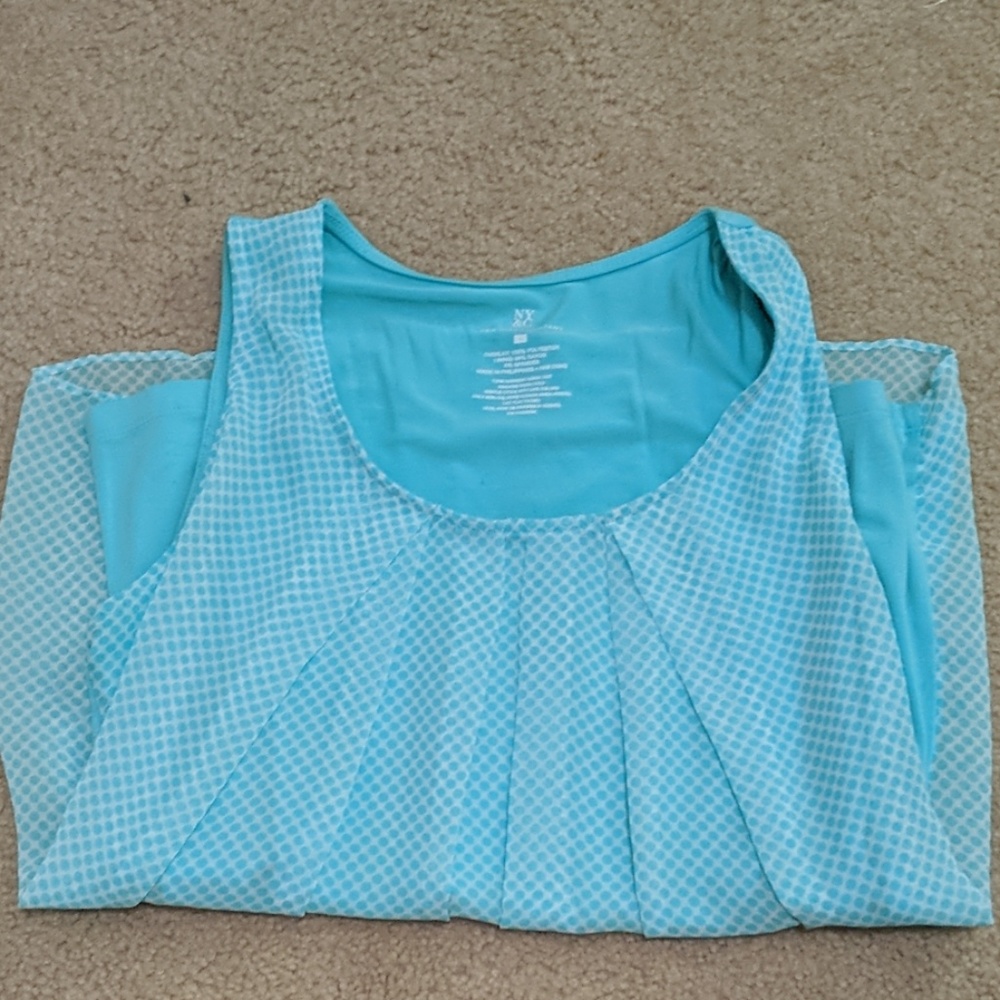 Sleeveless dress top